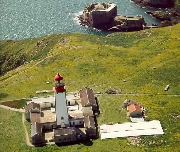 Ti Neves - Apartment Peniche